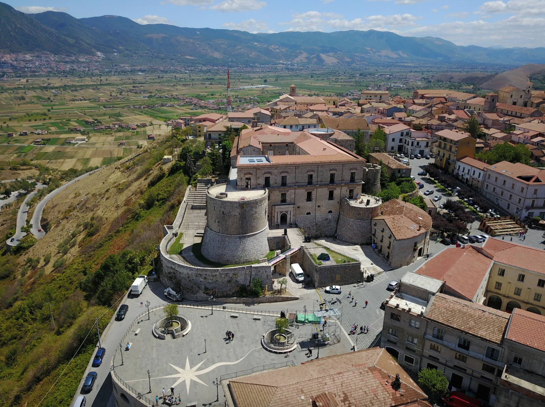 Immagine della pagina Castello Macchiaroli - Teggiano (SA)
